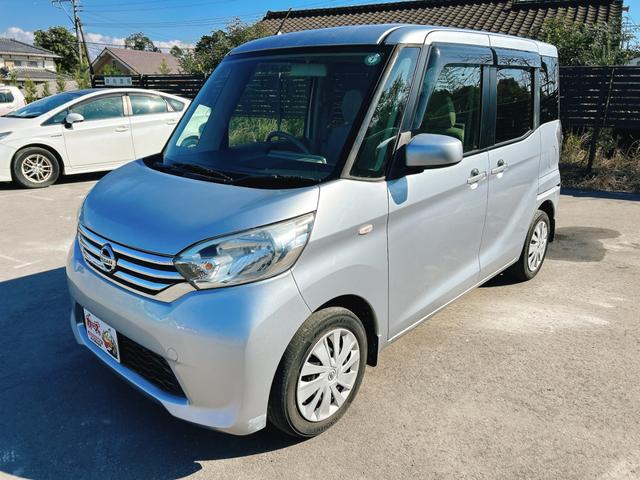 デイズルークス Ｓ　保証１２ヵ月・走行無制限　両側スライドドア　キーレスエントリー　ベンチシート　ＣＶＴ　ＡＢＳ　ＣＤ　衝突安全ボディ　エアコン　パワーステアリング　パワーウィンドウ（12枚目）