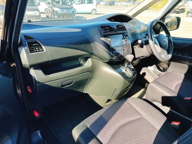 セレナ ハイウェイスター　Ｓ－ハイブリッド　保証１２ヵ月・走行無制限　ＥＴＣ　ＴＶ　オートクルーズコントロール　両側電動スライドドア　オートライト　エアロ　スマートキー　電動格納ミラー　後席モニター　３列シート　ＣＶＴ　アルミホイール（32枚目）