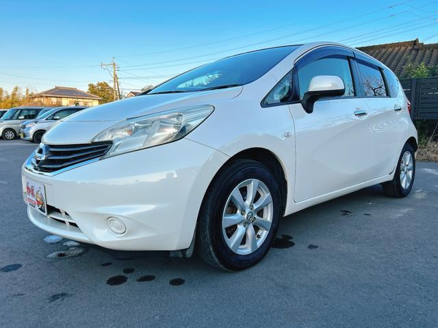 ノート メダリスト　保証１２ヵ月・走行無制限　ＥＴＣ　全周囲カメラ　ＴＶ　アルミホイール　オートライト　スマートキー　ＣＶＴ　盗難防止システム　衝突安全ボディ　ＡＢＳ　ＣＤ　ＵＳＢ　ミュージックプレイヤー接続可（22枚目）