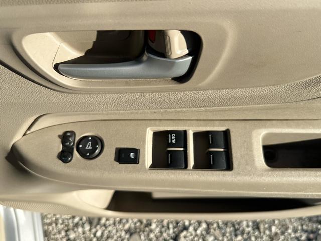 N-WGN G・Aパッケージ 保証12ヵ月・走行無制限 衝突被害軽減システム オートライト HID スマートキー アイドリングストップ ベンチシート CVT 盗難防止システム ABS ESC CD 衝突安全ボディ エアコン(7枚目)