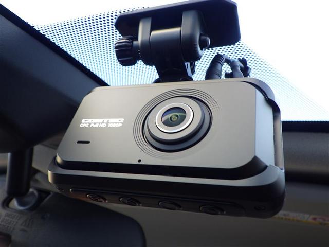 シエンタ X ETC装備 バックガイドモニター 運転席助手席エアバック マニュアルエアコン 1オーナー キーフリーシステム メンテナンスノート メモリーナビゲーション 横滑防止装置 エアバック付き ワンセグTV(4枚目)