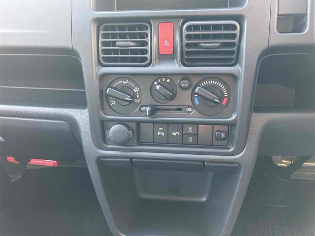 キャリイトラック ＫＣ　４ＷＤ　軽トラック　ＡＴ　クリアランスソナー　アイドリングストップ　オートライト　ＥＳＣ　エアコン　パワーステアリング　パワーウィンドウ　運転席エアバッグ　助手席エアバッグ　記録簿（14枚目）