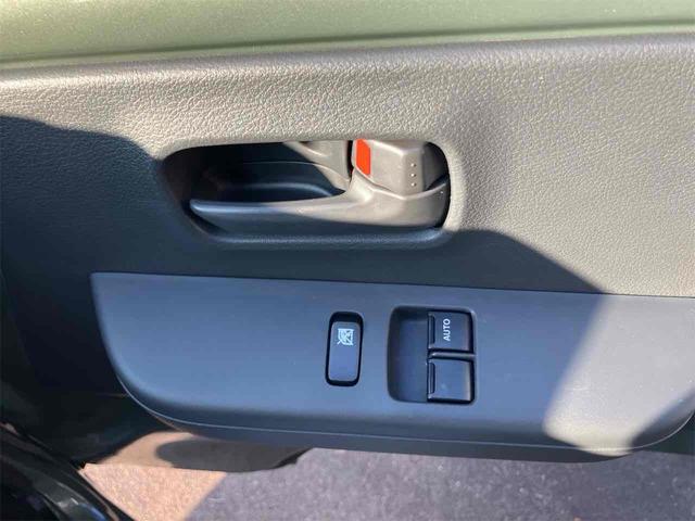 キャリイトラック ＫＣ　４ＷＤ　軽トラック　ＡＴ　クリアランスソナー　アイドリングストップ　オートライト　ＥＳＣ　エアコン　パワーステアリング　パワーウィンドウ　運転席エアバッグ　助手席エアバッグ　記録簿（17枚目）