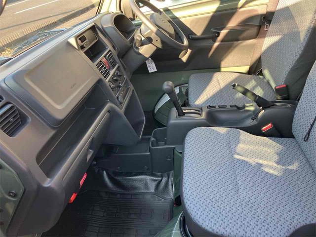 キャリイトラック ＫＣ　４ＷＤ　軽トラック　ＡＴ　クリアランスソナー　アイドリングストップ　オートライト　ＥＳＣ　エアコン　パワーステアリング　パワーウィンドウ　運転席エアバッグ　助手席エアバッグ　記録簿（25枚目）