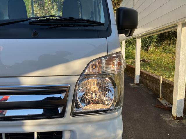 キャリイトラック ＫＣ　４ＷＤ　軽トラック　ＭＴ　クリアランスソナー　アイドリングストップ　オートライト　ＥＳＣ　エアコン　パワーステアリング　パワーウィンドウ　運転席エアバッグ　助手席エアバッグ　記録簿　助手席エアバック（6枚目）