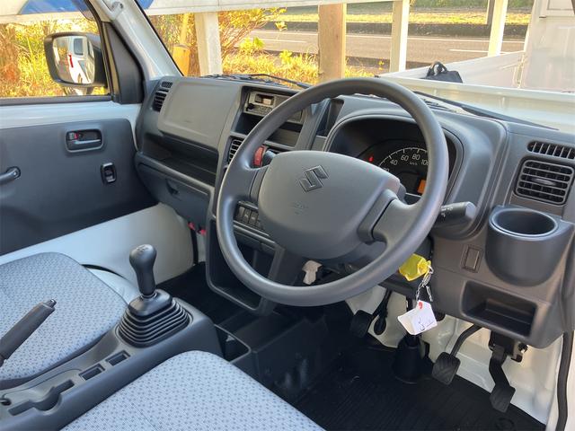 キャリイトラック ＫＣ　４ＷＤ　軽トラック　ＭＴ　クリアランスソナー　アイドリングストップ　オートライト　ＥＳＣ　エアコン　パワーステアリング　パワーウィンドウ　運転席エアバッグ　助手席エアバッグ　記録簿　助手席エアバック（31枚目）