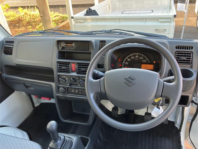 キャリイトラック ＫＣ　４ＷＤ　軽トラック　ＭＴ　クリアランスソナー　アイドリングストップ　オートライト　ＥＳＣ　エアコン　パワーステアリング　パワーウィンドウ　運転席エアバッグ　助手席エアバッグ　記録簿　助手席エアバック（32枚目）