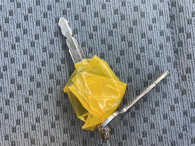 キャリイトラック ＫＣ　４ＷＤ　軽トラック　ＭＴ　クリアランスソナー　アイドリングストップ　オートライト　ＥＳＣ　エアコン　パワーステアリング　パワーウィンドウ　運転席エアバッグ　助手席エアバッグ　記録簿　助手席エアバック（46枚目）