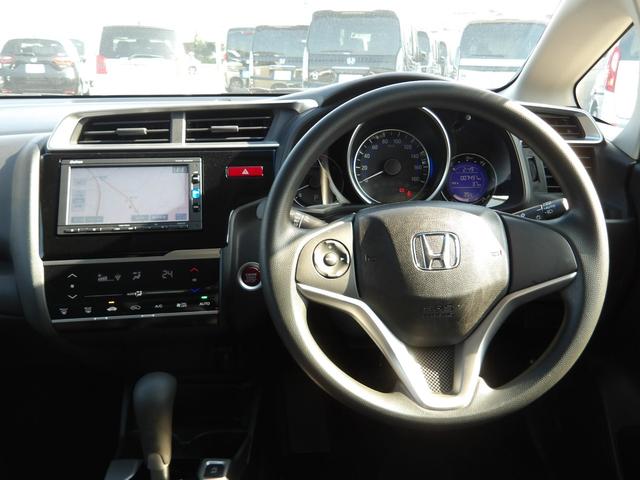 フィット １３Ｇ・Ｆパッケージコンフォートエディション　認定中古車（保証１年）・純正Ｍナビ・Ｂカメラ・シートヒーター　リヤビューカメラ　シ－トヒ－タ－　ＶＳＡ　ＡＵＴＯエアコン　キーレスエントリー　ＡＢＳ　エアバッグ　パワーウインドウ　スマ－トキ－（16枚目）