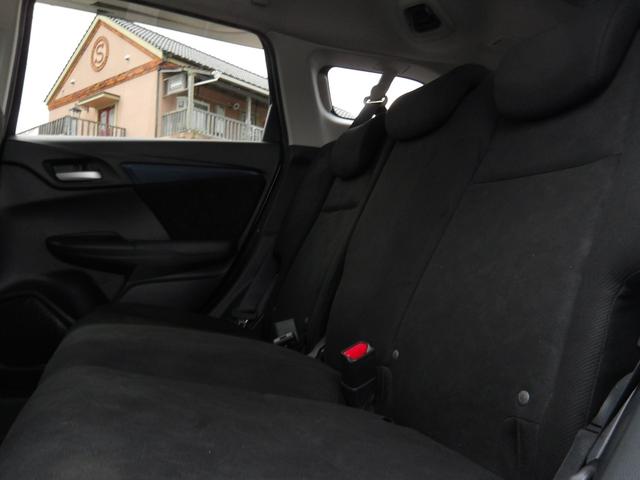 シャトル G 認定中古車(保証1年)・純正Mナビ・Bカメラ・ETC・オートリトラミラー ワンセグテレビ 両席エアバック Rカメラ パワーステアリング 横滑り防止機能 オートエアコン ETC車載器 ABS DVD再生(12枚目)