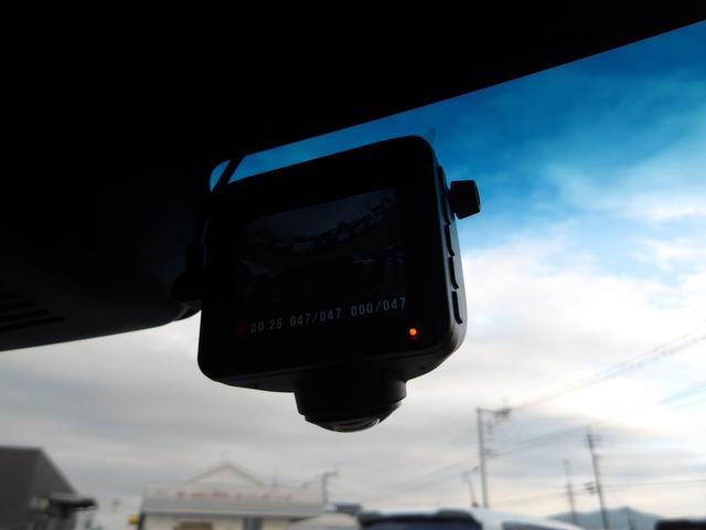 Ｎ－ＢＯＸカスタム Ｌスタイル＋ブラック　認定中古車（保証２年）・当社レンタカーＵＰ・純正Ｍナビ・社外Ｆドラレコ・Ｂカメラ・ＥＴＣ・両側パワスラ・Ｐセンサー・シートヒーター　衝突軽減ブレ－キ　ワンセグＴＶ　パーキングセンサー　禁煙　ＤＶＤ再生（26枚目）