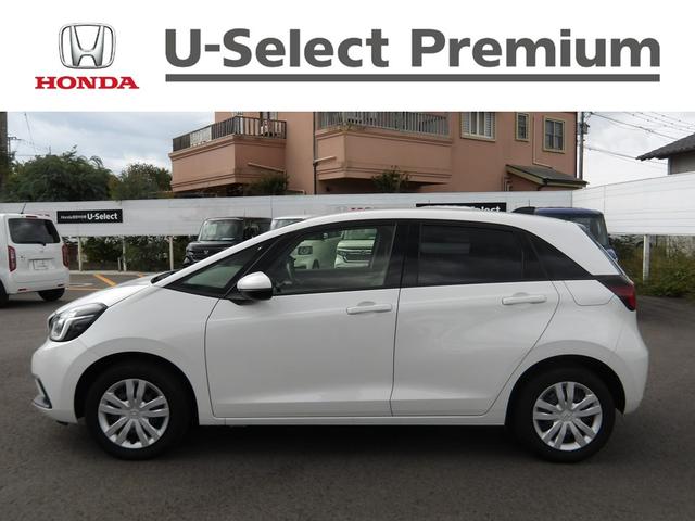 フィット ｅ：ＨＥＶホーム　認定中古車（保証２年）・純正Ｍナビ・ドラレコ・Ｂカメラ・ＥＴＣ・Ｐセンサー・ＬＥＤヘッドライト　前後誤発進抑制機能　クリソナ　助手席エアバッグ　運転席エアバッグ　ＬＥＤライト　ＵＳＢ接続　バックカメラ（9枚目）