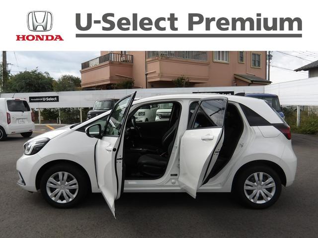 フィット ｅ：ＨＥＶホーム　認定中古車（保証２年）・純正Ｍナビ・ドラレコ・Ｂカメラ・ＥＴＣ・Ｐセンサー・ＬＥＤヘッドライト　前後誤発進抑制機能　クリソナ　助手席エアバッグ　運転席エアバッグ　ＬＥＤライト　ＵＳＢ接続　バックカメラ（10枚目）