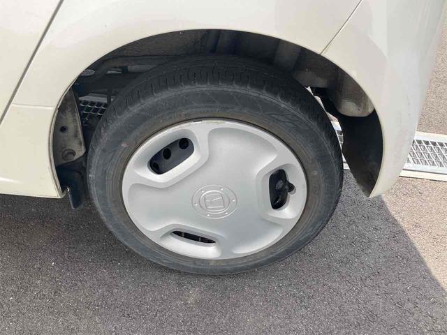 Ｎ－ＯＮＥ Ｇ　ＥＴＣ　スマートキー　アイドリングストップ　電動格納ミラー　ベンチシート　ＣＶＴ　盗難防止システム　ＡＢＳ　ＥＳＣ　ＣＤ　ミュージックプレイヤー接続可　衝突安全ボディ　エアコン　パワーステアリング（37枚目）