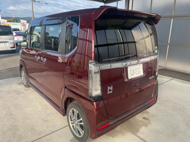 Ｎ－ＢＯＸカスタム Ｇ・Ｌパッケージ　ＥＴＣ　バックカメラ　両側スライド・片側電動　ＴＶ　ＨＩＤ　スマートキー　アイドリングストップ　ベンチシート　ＣＶＴ　盗難防止システム　ＡＢＳ　ＥＳＣ　ＣＤ　ＵＳＢ　Ｂｌｕｅｔｏｏｔｈ　アルミホイール（15枚目）