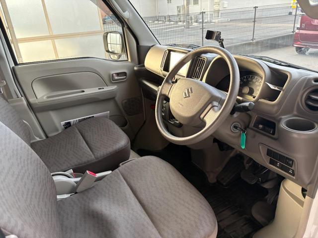エブリイ ＰＡリミテッド　ＥＴＣ　バックカメラ　両側スライドドア　ＴＶ　キーレスエントリー　ＡＴ　盗難防止システム　ＡＢＳ　ＥＳＣ　ＣＤ　ＵＳＢ　Ｂｌｕｅｔｏｏｔｈ　衝突安全ボディ　エアコン　パワーステアリング（8枚目）