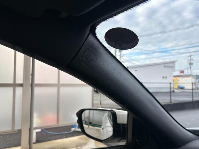 シビック ハッチバック レーンアシスト オートクルーズコントロール 衝突被害軽減システム バックカメラ アルミホイール オートライト LEDヘッドランプ CVT シートヒーター スマートキー アイドリングストップ(10枚目)