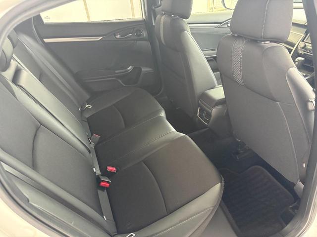 シビック ハッチバック レーンアシスト オートクルーズコントロール 衝突被害軽減システム バックカメラ アルミホイール オートライト LEDヘッドランプ CVT シートヒーター スマートキー アイドリングストップ(12枚目)