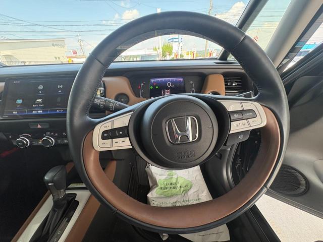 フィット リュクス ドライブレコーダー ETC バックカメラ TV クリアランスソナー オートクルーズコントロール レーンアシスト 衝突被害軽減システム アルミホイール LEDヘッドランプ スマートキー(3枚目)