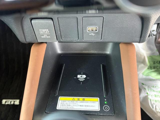 フィット リュクス ドライブレコーダー ETC バックカメラ TV クリアランスソナー オートクルーズコントロール レーンアシスト 衝突被害軽減システム アルミホイール LEDヘッドランプ スマートキー(9枚目)