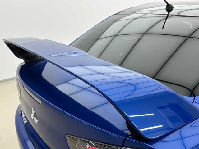 ランサー エボリューション　ファイナルエディション　オーリンズ車高調／社外チタンマフラー／エイリアンテックＥＣＵ／ＪＰ００２８／アペックスフロントパイプ／ＨＫＳ　ＥＶＣ／アルミインテーク／ＥＮＫＥＩＲＳ０５ＲＲ１８インチ９．５Ｊ＋２２．４本通／（54枚目）