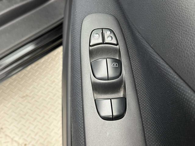 セレナ ハイウェイスター S-ハイブリッド Vセレクション クルコン/両側パワースライドドア/社外ナビ/フルセグTV/Bluetooth接続/バックカメラ/CD DVD再生/ETC/オートライト/デュアルオートエアコン/シートバックテーブル/プッシュスタート/(30枚目)