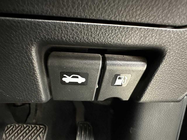 セレナ ハイウェイスター S-ハイブリッド Vセレクション クルコン/両側パワースライドドア/社外ナビ/フルセグTV/Bluetooth接続/バックカメラ/CD DVD再生/ETC/オートライト/デュアルオートエアコン/シートバックテーブル/プッシュスタート/(31枚目)