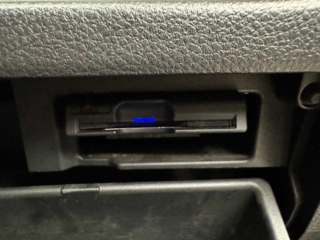 セレナ ハイウェイスター S-ハイブリッド Vセレクション クルコン/両側パワースライドドア/社外ナビ/フルセグTV/Bluetooth接続/バックカメラ/CD DVD再生/ETC/オートライト/デュアルオートエアコン/シートバックテーブル/プッシュスタート/(32枚目)