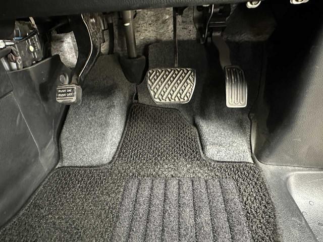 セレナ ハイウェイスター S-ハイブリッド Vセレクション クルコン/両側パワースライドドア/社外ナビ/フルセグTV/Bluetooth接続/バックカメラ/CD DVD再生/ETC/オートライト/デュアルオートエアコン/シートバックテーブル/プッシュスタート/(36枚目)