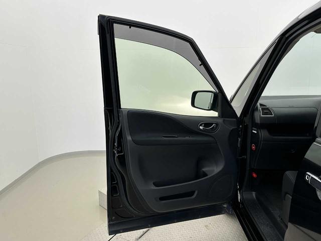 セレナ ハイウェイスター S-ハイブリッド Vセレクション クルコン/両側パワースライドドア/社外ナビ/フルセグTV/Bluetooth接続/バックカメラ/CD DVD再生/ETC/オートライト/デュアルオートエアコン/シートバックテーブル/プッシュスタート/(52枚目)