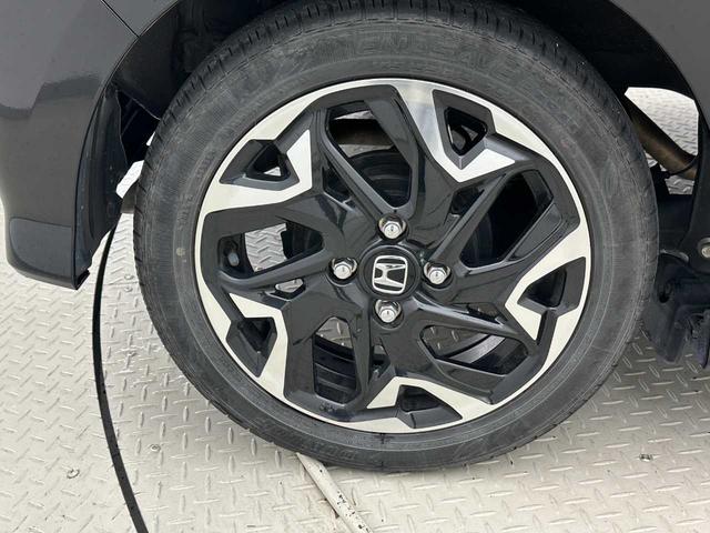 N-BOXカスタム G・Lターボホンダセンシング ドラレコ/ETC/クルコン/レーンキープアシスト/純正ナビ/Bluetooth接続/バックカメラ/フルセグTV/シートヒーター/オートライト/オートエアコン/両側パワースライドドア/パドルシフト/(43枚目)