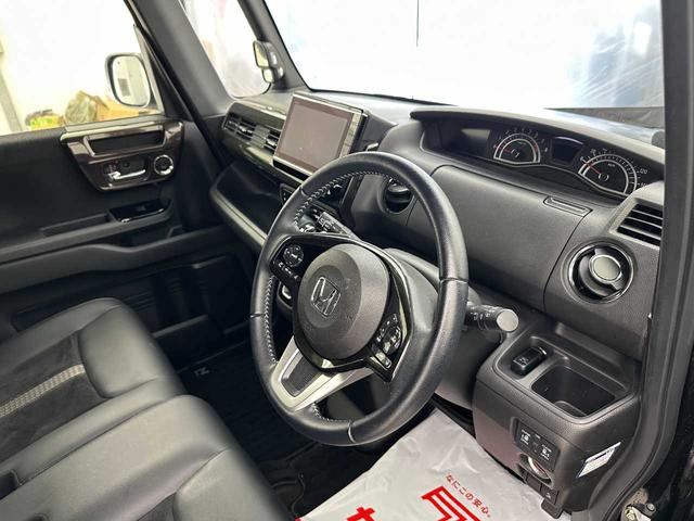 N-BOXカスタム G・Lターボホンダセンシング ドラレコ/ETC/クルコン/レーンキープアシスト/純正ナビ/Bluetooth接続/バックカメラ/フルセグTV/シートヒーター/オートライト/オートエアコン/両側パワースライドドア/パドルシフト/(50枚目)