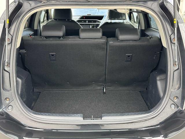 アクア Ｇ　Ｇ’ｓ　社外ナビ／Ｂｌｕｅｔｏｏｔｈ接続／バックカメラ／フルセグＴＶ／オートライト／オートエアコン／クルコン／プッシュスタート／スマートキー／ＥＴＣ／純正１７インチアルミ／純正フロアマット／電格ミラー／（31枚目）