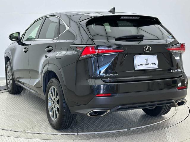 ＮＸ ＮＸ３００　Ｉパッケージ　メモリー付パワーシート／クルコン／パドルシフト／純正ナビ／バックカメラ／Ｂｌｕｅｔｏｏｔｈ接続／フルセグＴＶ／パワーバックドア／オートライト／オートデュアルエアコン／ドラレコ／ＥＴＣ／シートヒーター／（12枚目）