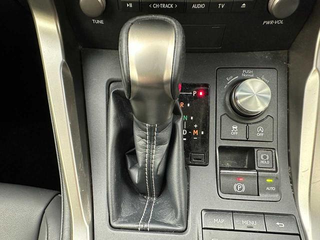 ＮＸ ＮＸ３００　Ｉパッケージ　メモリー付パワーシート／クルコン／パドルシフト／純正ナビ／バックカメラ／Ｂｌｕｅｔｏｏｔｈ接続／フルセグＴＶ／パワーバックドア／オートライト／オートデュアルエアコン／ドラレコ／ＥＴＣ／シートヒーター／（31枚目）