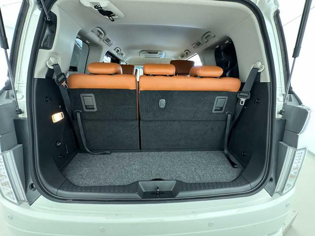 エルグランド ３５０ハイウェイスタージェットブラックアーバンクロム　クルコン／デジタルインナーミラー／パワーシート／純正ナビ／フルセグＴＶ／Ｂｌｕｅｔｏｏｔｈ接続／バックカメラ（全周囲）／シートヒーター／フリップダウンモニター／ＧＰＳレーダー探知機／ドラレコ／ＥＴＣ／（37枚目）