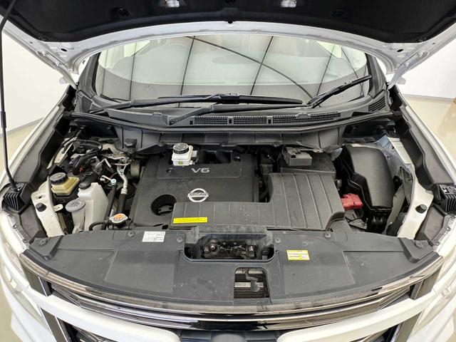 エルグランド ３５０ハイウェイスタージェットブラックアーバンクロム　クルコン／デジタルインナーミラー／パワーシート／純正ナビ／フルセグＴＶ／Ｂｌｕｅｔｏｏｔｈ接続／バックカメラ（全周囲）／シートヒーター／フリップダウンモニター／ＧＰＳレーダー探知機／ドラレコ／ＥＴＣ／（38枚目）