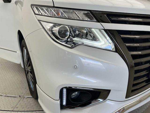 エルグランド ３５０ハイウェイスタージェットブラックアーバンクロム　クルコン／デジタルインナーミラー／パワーシート／純正ナビ／フルセグＴＶ／Ｂｌｕｅｔｏｏｔｈ接続／バックカメラ（全周囲）／シートヒーター／フリップダウンモニター／ＧＰＳレーダー探知機／ドラレコ／ＥＴＣ／（39枚目）