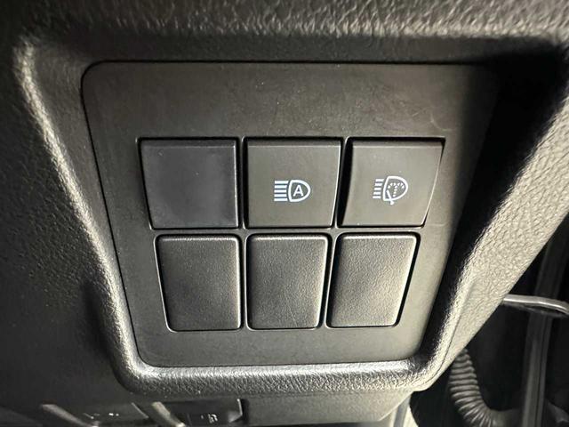 オートマチックハイビームやヘッドライトウォッシャーのＯＮ／ＯＦＦはこちらでできます！