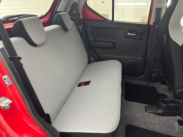 アルト Ｘ　純正ＣＤプレイヤー／オートエアコン／プッシュスタート／スマートキー／運転席シートヒーター／アイドリングストップ／ヘッドライトレベライザー／電格ミラー／フロアマット／ドアバイザー／（23枚目）