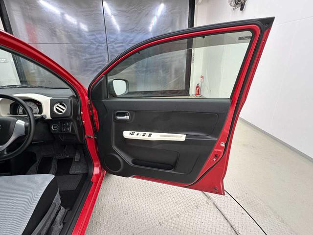 アルト Ｘ　純正ＣＤプレイヤー／オートエアコン／プッシュスタート／スマートキー／運転席シートヒーター／アイドリングストップ／ヘッドライトレベライザー／電格ミラー／フロアマット／ドアバイザー／（41枚目）