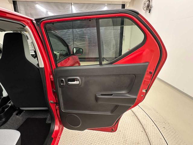 アルト Ｘ　純正ＣＤプレイヤー／オートエアコン／プッシュスタート／スマートキー／運転席シートヒーター／アイドリングストップ／ヘッドライトレベライザー／電格ミラー／フロアマット／ドアバイザー／（58枚目）