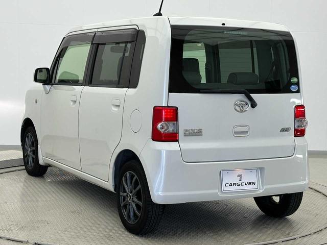 ピクシススペース Ｌ　社外ホイール／マニュアルエアコン／ＥＴＣ／ＣＤプレイヤー／アイドリングストップ／ヘッドライトレベライザー／電格ミラー／フロアマット／ドアバイザー／カーセブンＥＧＳ保証ライトプラン付（12枚目）