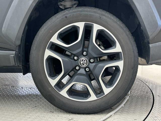 ＲＡＶ４ アドベンチャー　ＥＴＣ／クルコン／レーンキープアシスト／社外ナビ／Ｂｌｕｅｔｏｏｔｈ接続／バックカメラ／フルセグＴＶ／電子パーキングブレーキ／ドラレコ／パワーシート／純正１９インチアルミ／オートライト／スマートキー／（42枚目）