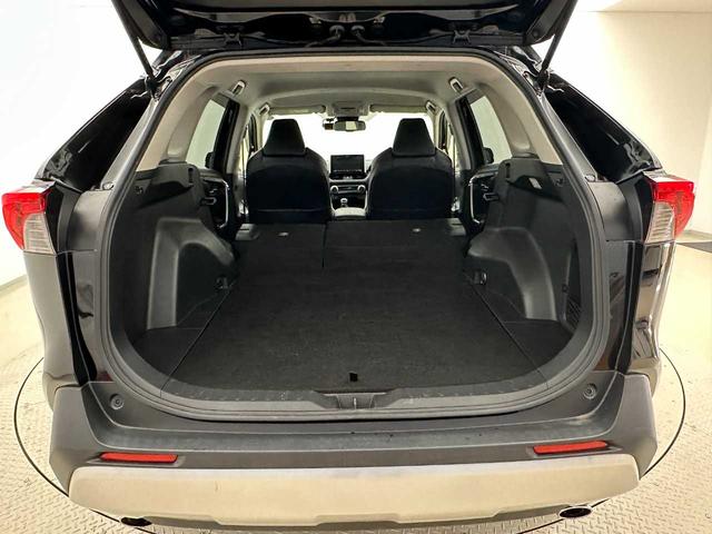 ＲＡＶ４ アドベンチャー　ＥＴＣ／クルコン／レーンキープアシスト／社外ナビ／Ｂｌｕｅｔｏｏｔｈ接続／バックカメラ／フルセグＴＶ／電子パーキングブレーキ／ドラレコ／パワーシート／純正１９インチアルミ／オートライト／スマートキー／（56枚目）