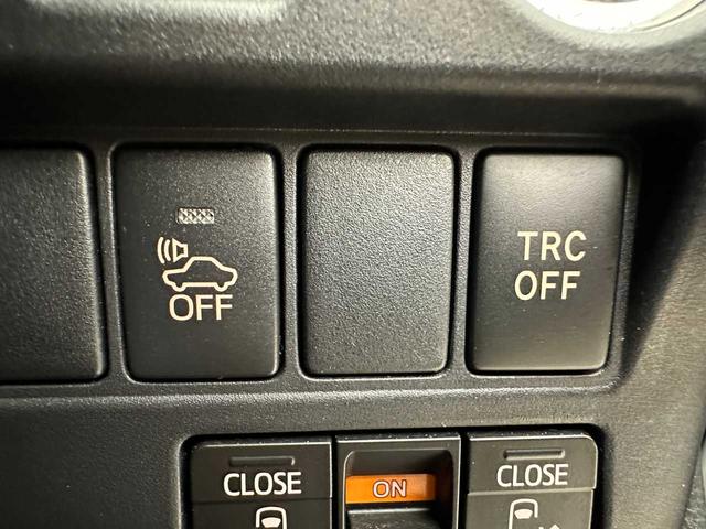 ���낢��ȃX�C�b�`���������܂����^�]�Ȃ̋߂��ɂ���ƂƂĂ��֗��ł���