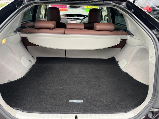 プリウス Ｇツーリングセレクション　ナビ　地デジ　Ｂｌｕｅｔｏｏｔｈ　禁煙車　ＥＴＣ　バックカメラ　修復歴無し　鑑定証有り（13枚目）