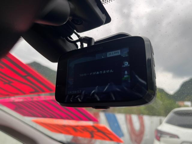 プリウス Ｇツーリングセレクション　ナビ　地デジ　Ｂｌｕｅｔｏｏｔｈ　禁煙車　ＥＴＣ　バックカメラ　修復歴無し　鑑定証有り（24枚目）