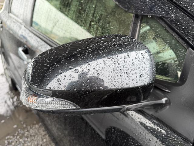 アクア Ｇ　ナビ　ＴＶ　キーレス　禁煙　修復歴無し　鑑定証有り（9枚目）