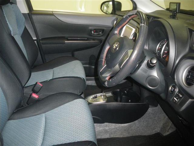 ヴィッツ ＲＳ　・純正ナビ／ワンセグＴＶ／ＣＤ　ドラレコ　ＥＴＣ　バックモニター　純正１６ＡＷ　ＨＩＤヘッドライト　フロントフォグランプ　ＡＵＴＯライト　オートエアコン　スマートキー　ロングラン保証付（11枚目）